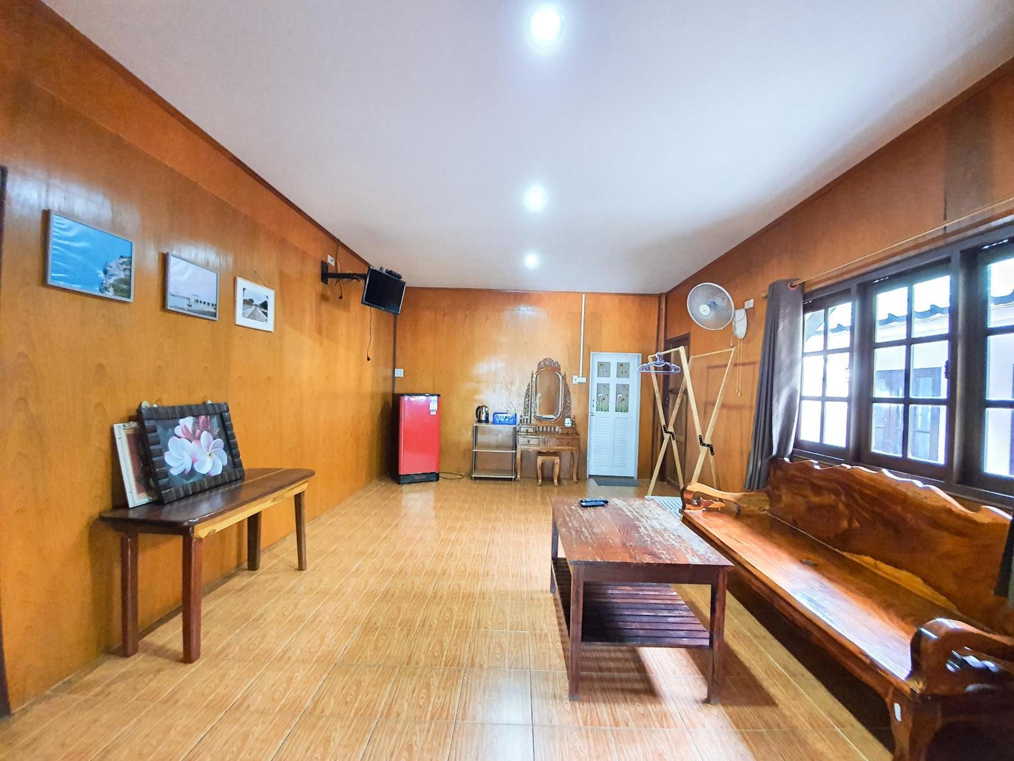 Benjaporn Bungalow Szicsang-sziget Szoba fotó